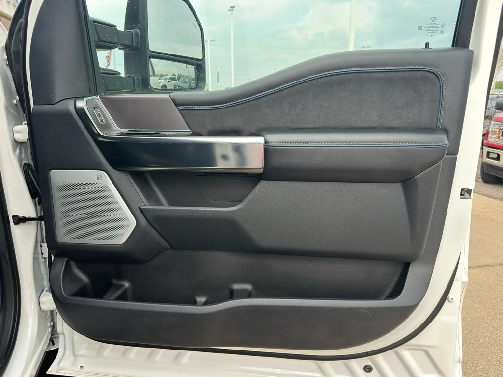 Used 2026 Glacier Gray Metallic Tri-Coat Ford Platinum image 27