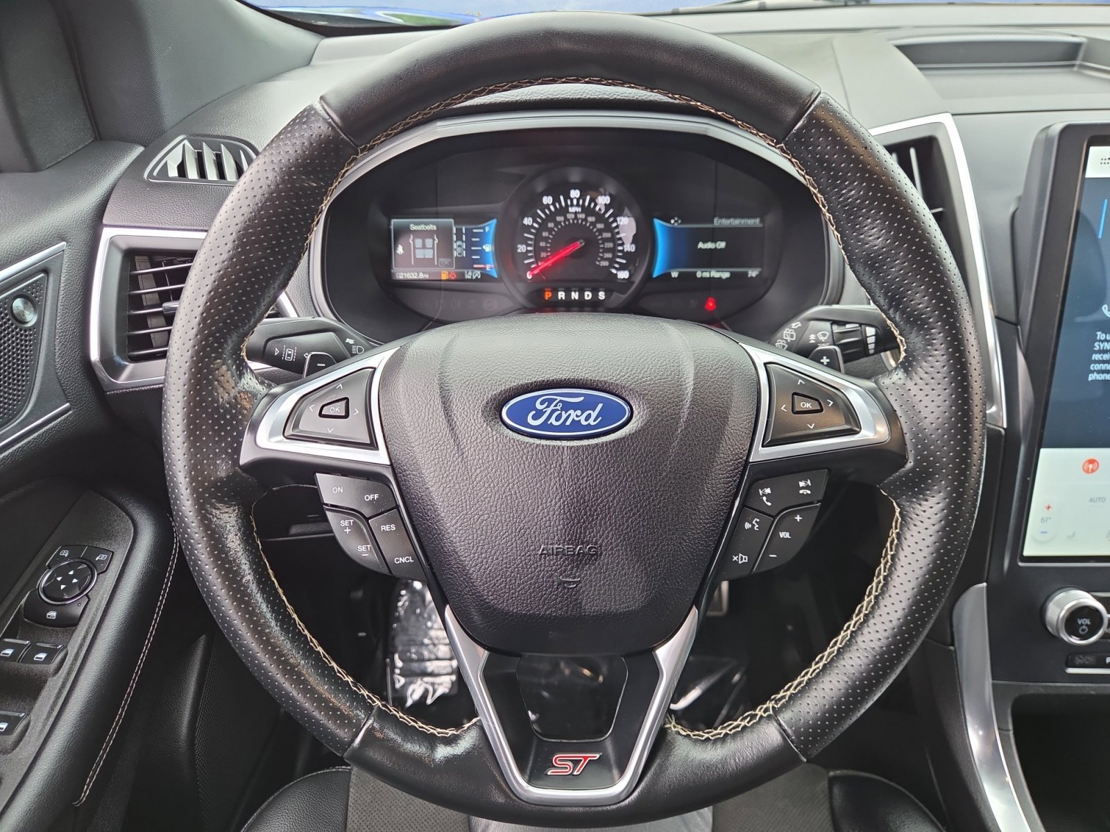 2022 Ford Edge ST - Photo 12