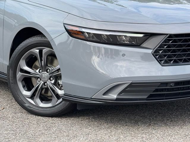 Used 2024  Honda EX-L image 15