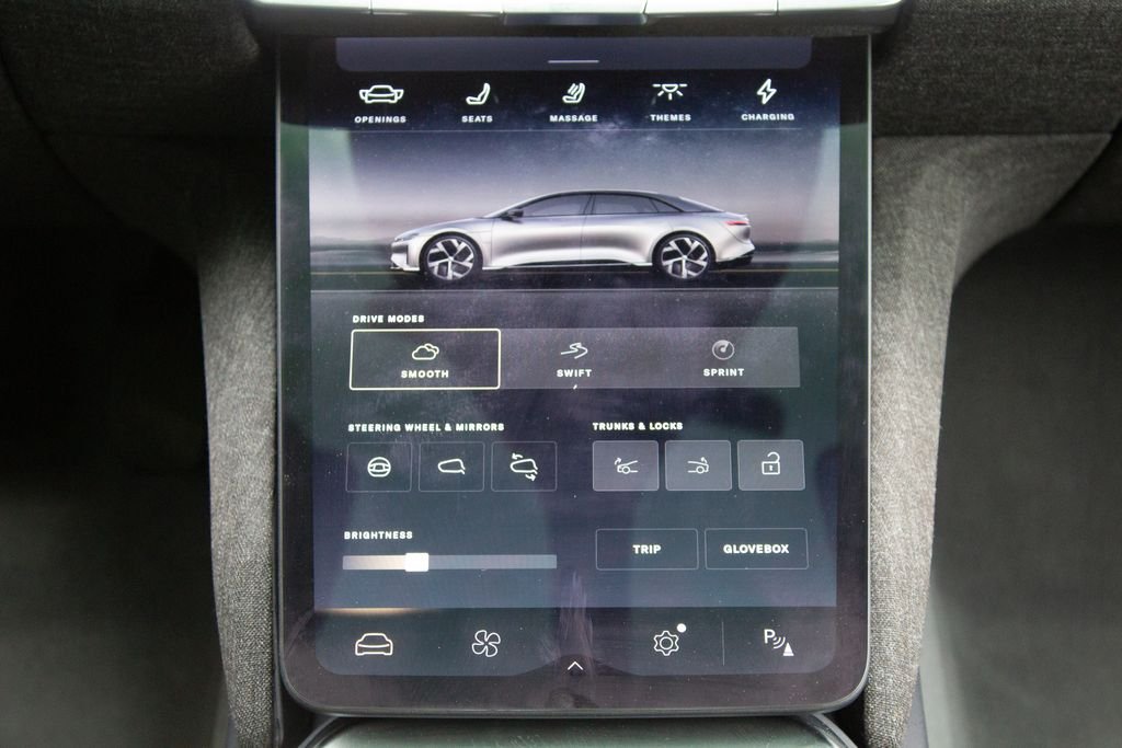 Used 2022 Gray Lucid Grand Touring image 22