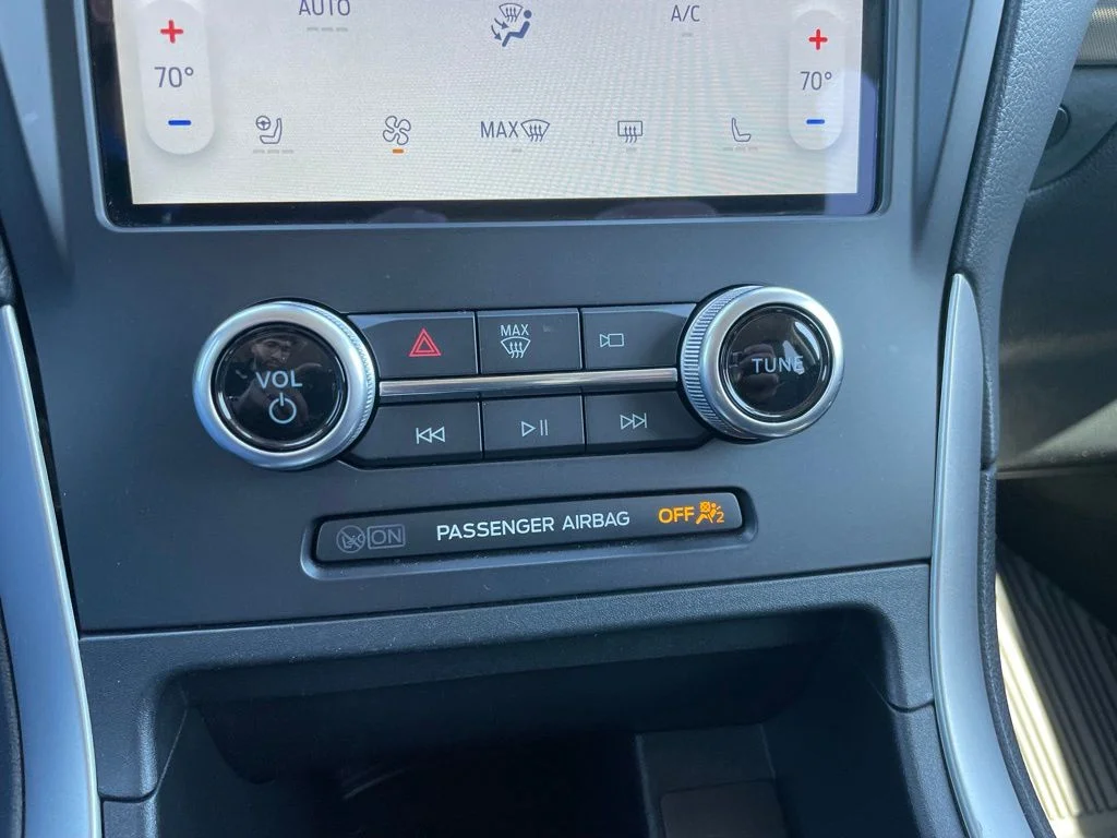 2022 Ford Edge SEL - Photo 10