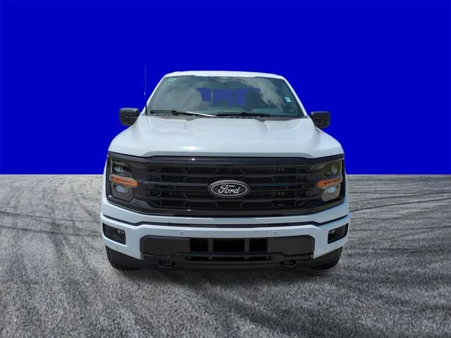New 2026 Oxford White Ford XLT image 9