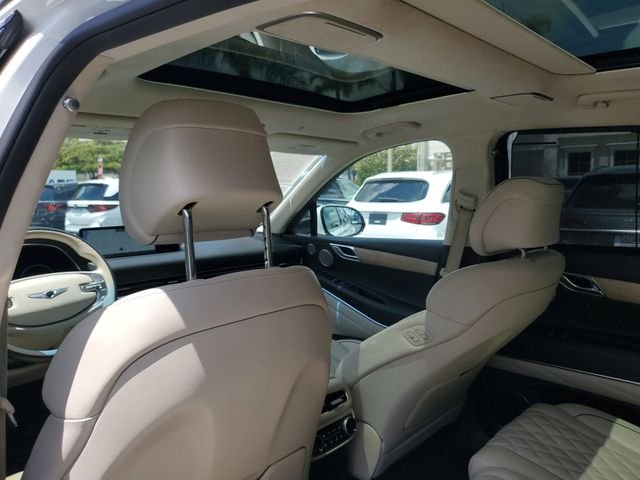 Used 2023 White Genesis 3.5T Prestige image 27