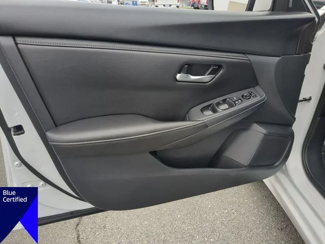 Used 2025 White Nissan SV image 12