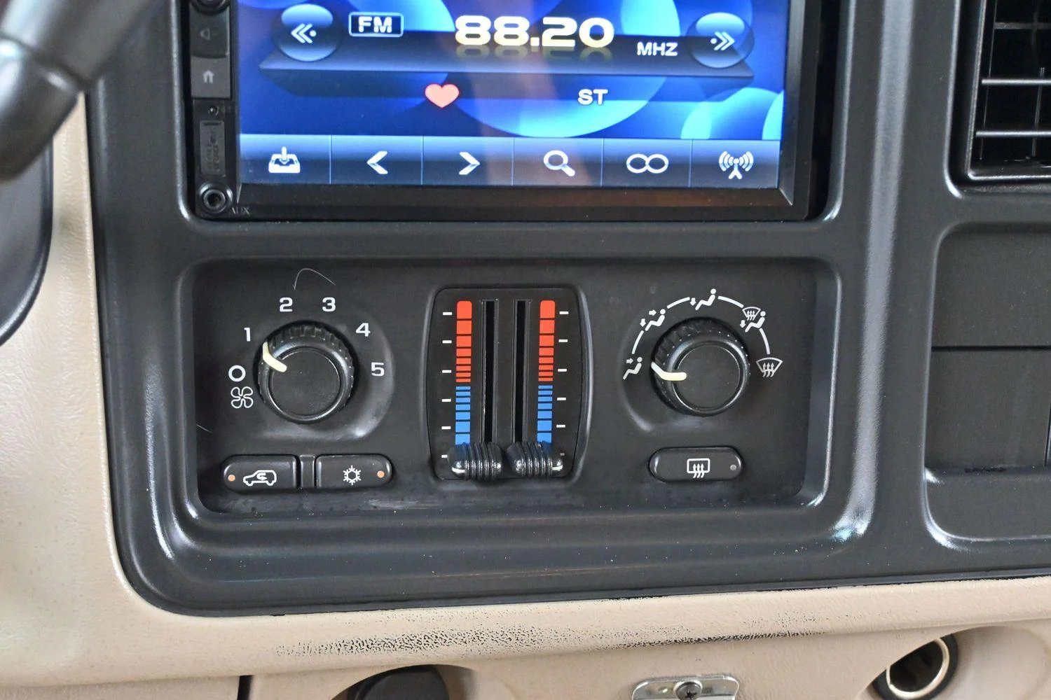 Used 2005 Dark Green Metallic Chevrolet LS image 16