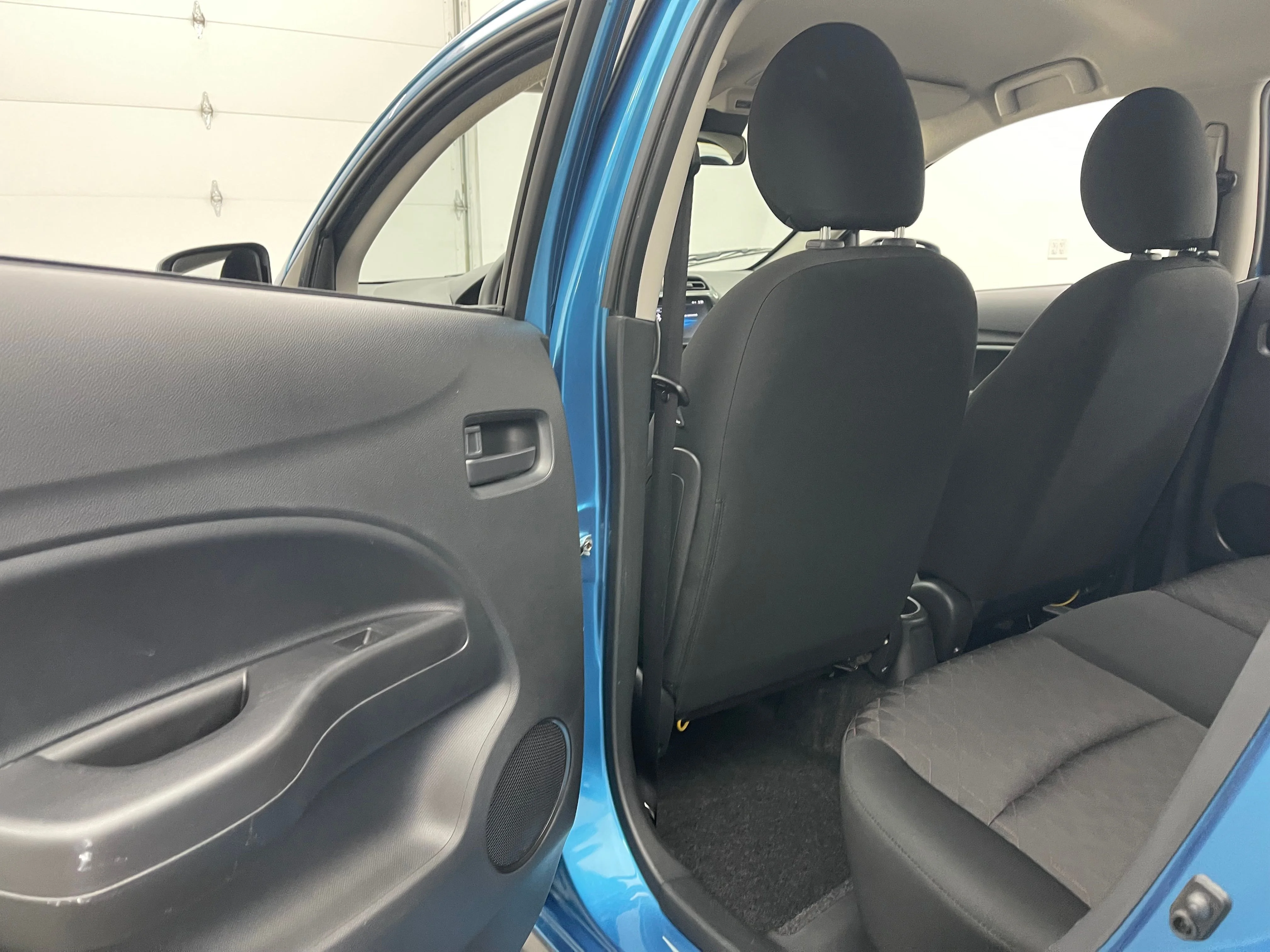 Used 2024 Blue Mitsubishi ES image 31