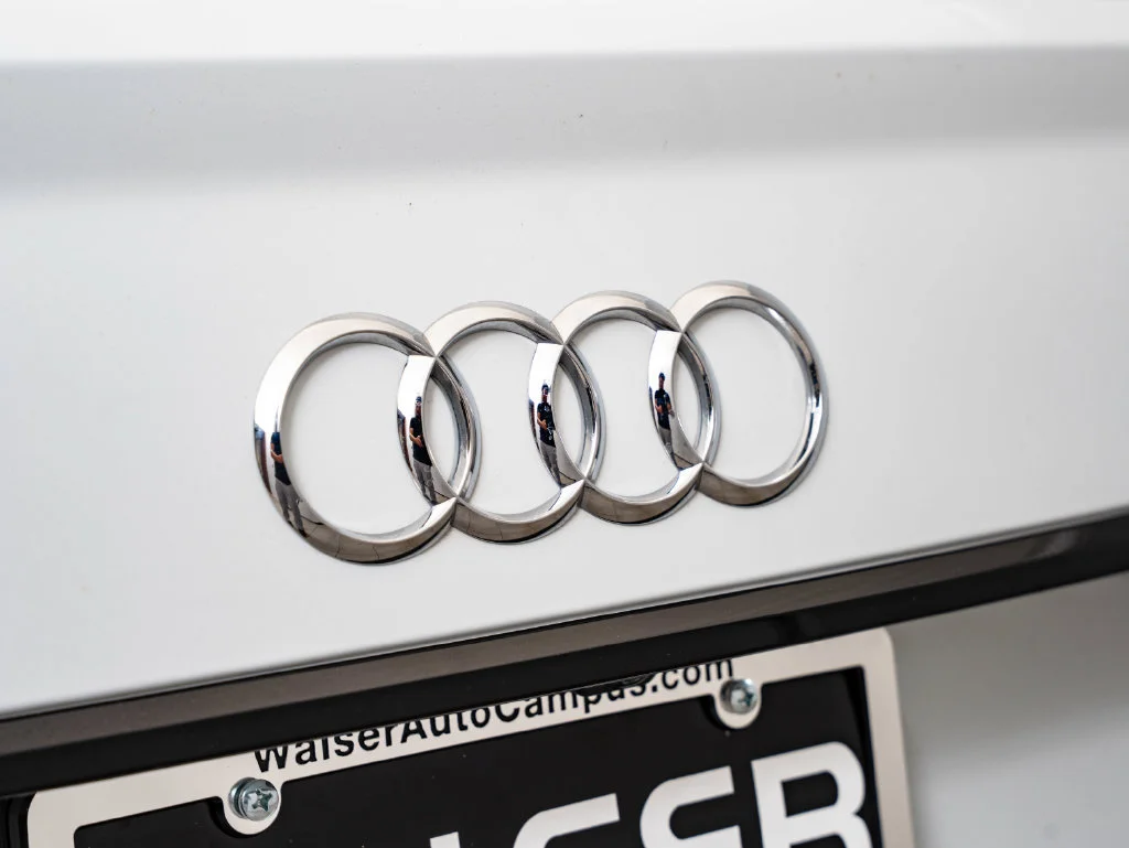 Used 2023 Glacier White Audi 55 Premium Plus image 17