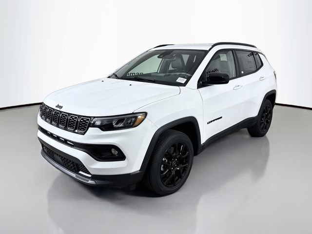 New 2026 Bright White Clearcoat Jeep Latitude image 3