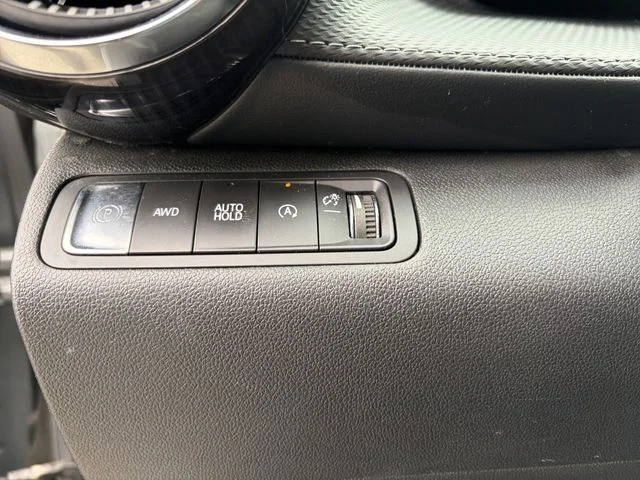 Used 2025 Gray Chevrolet LT image 28