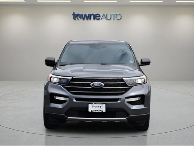 Used 2023 Gray Ford XLT image 8