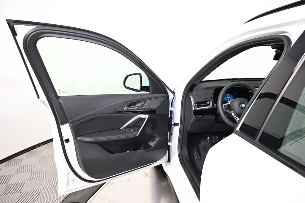 2026 BMW X1 28i - Photo 21