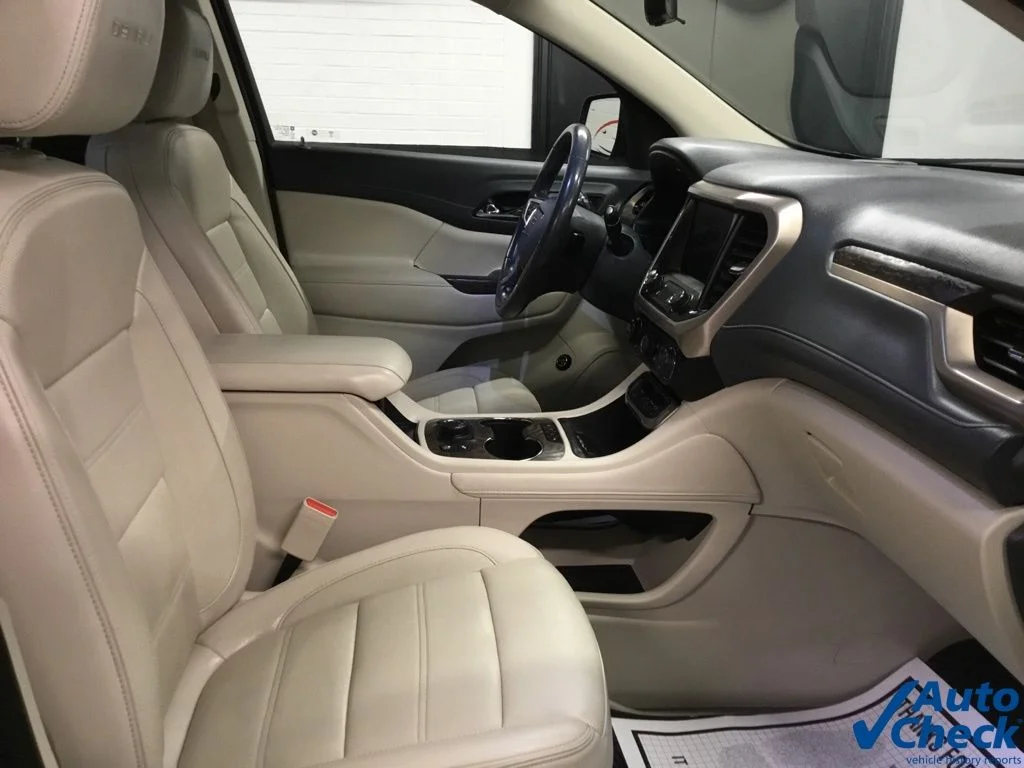 2020 GMC Acadia Denali - Photo 38