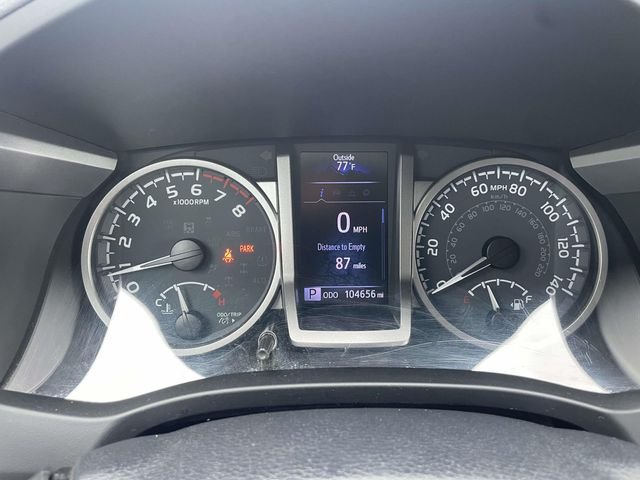 Used 2020 Magnetic Gray Metallic Toyota SR5 image 19