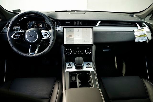 2026 Jaguar F-Pace R-Dynamic S - Photo 30