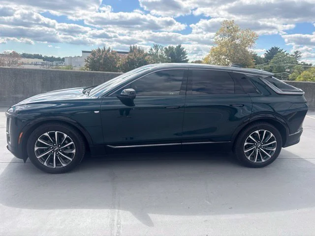 Used 2024 Cadillac LYRIQ Sport 1 with VIN 1GYKPTRL1RZ143819 for sale in Bethesda, MD