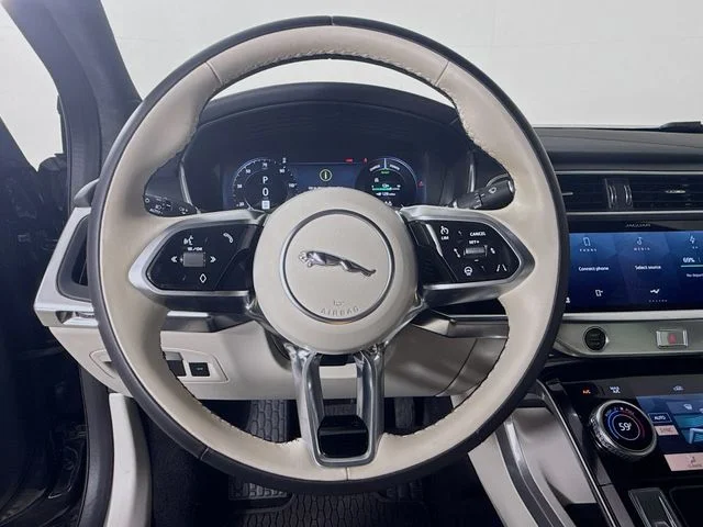 Certified Used 2024  Jaguar HSE image 12