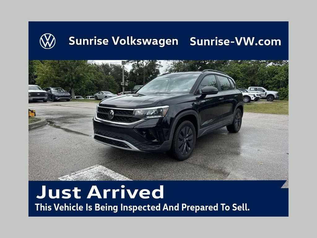 Used 2022 Black Volkswagen 1.5T S image 1