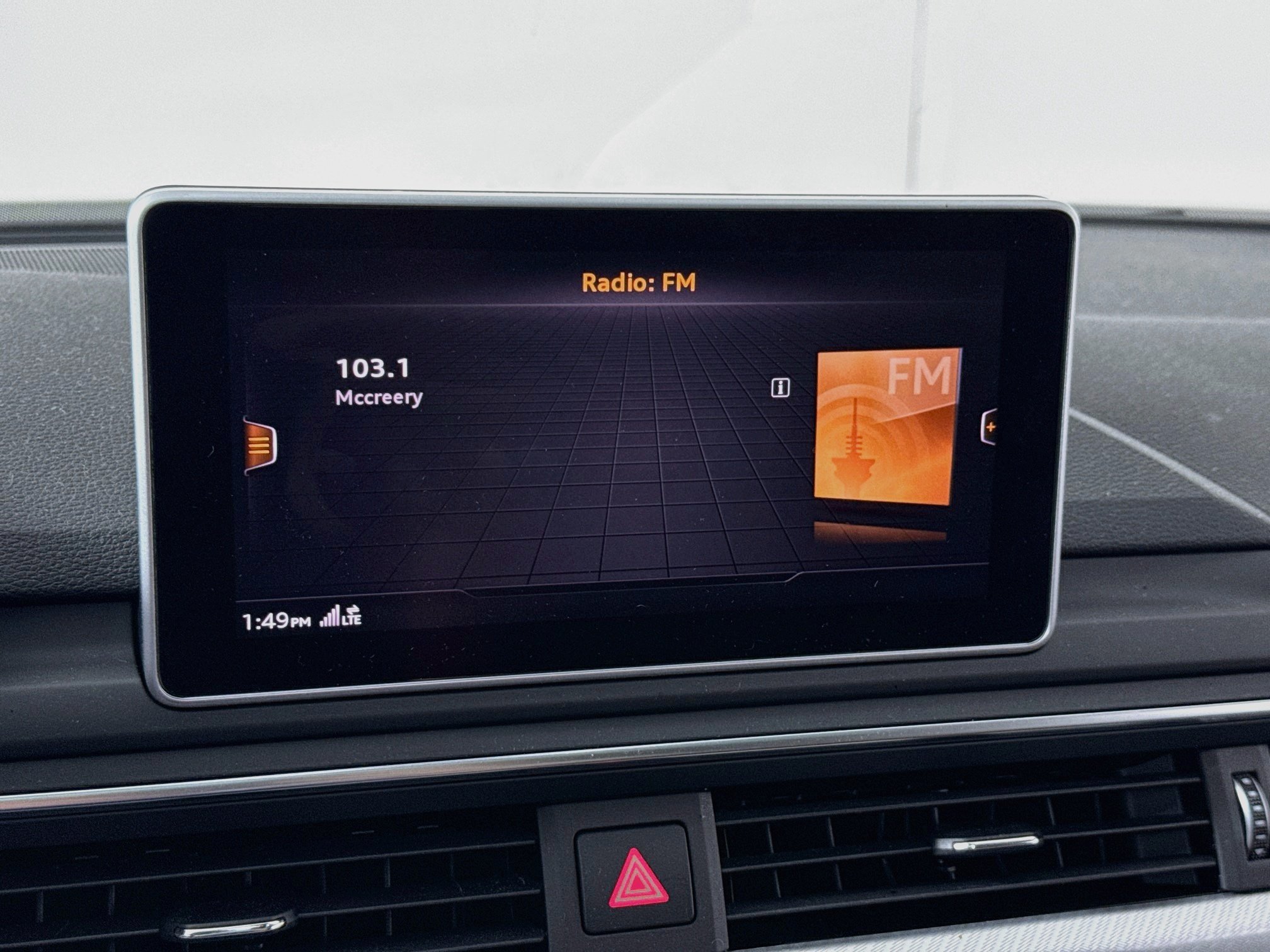 Used 2019  Audi Premium Plus image 15