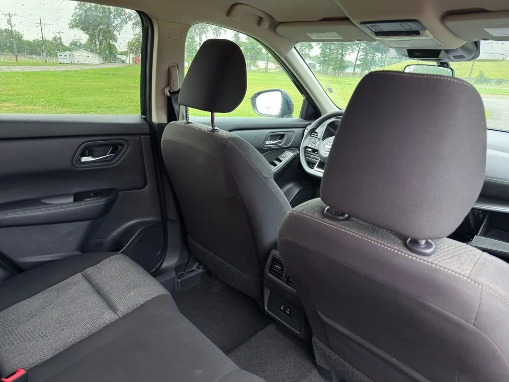 Used 2024 Blue Nissan SV image 29