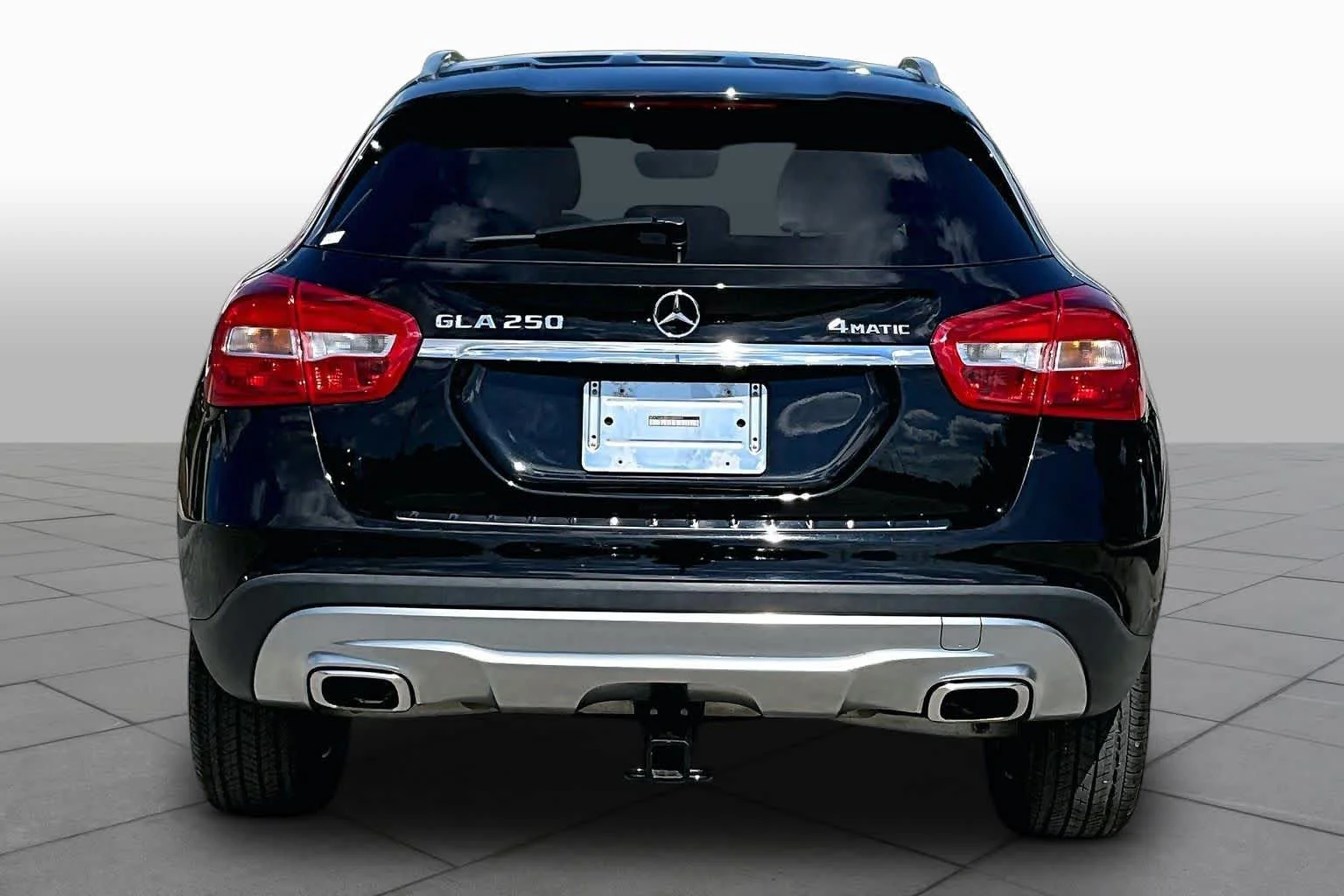 Used 2017 Night Black Mercedes-Benz GLA 250 image 5