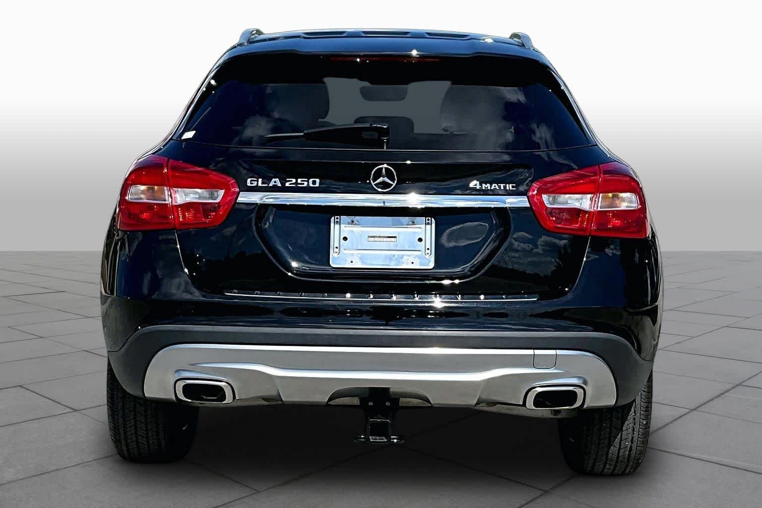 Used 2017 Night Black Mercedes-Benz GLA 250 image 5