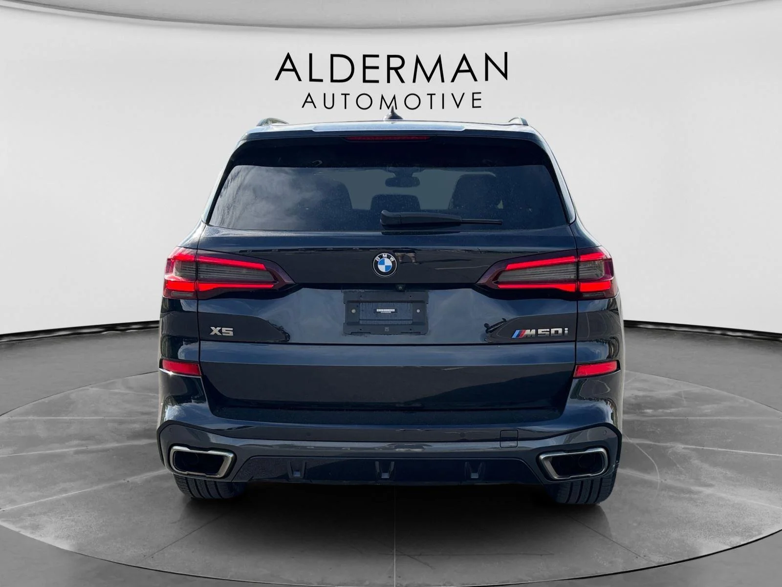 Used 2022 Carbon Black Metallic BMW M50i image 5