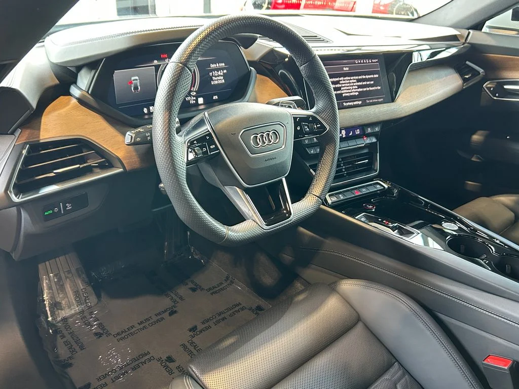 2023 Audi e-tron GT Premium Plus - Photo 13