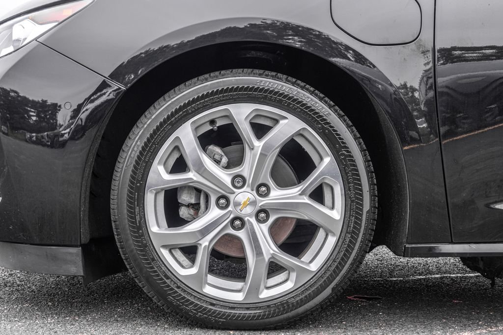 Used 2017 Black Chevrolet Premier image 36