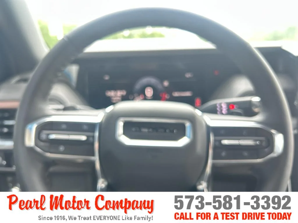 2026 GMC Yukon Denali - Photo 13