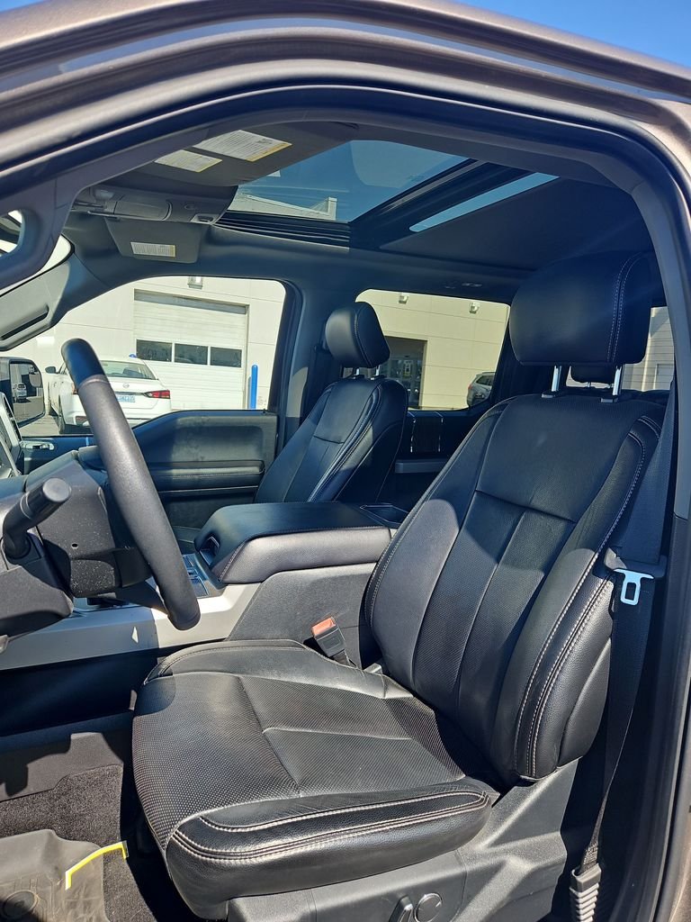 Used 2018 Gray Ford Lariat image 9