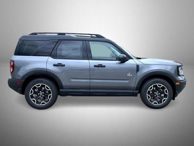 New 2026 Carbonized Gray Metallic Ford Outer Banks image 32