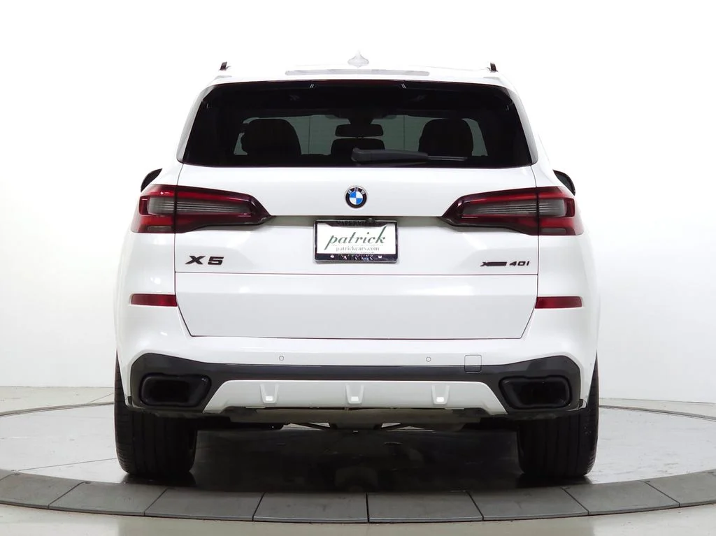 Used 2023 White BMW xDrive40i image 5