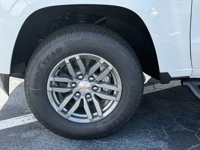 New 2026 Summit White Chevrolet LT image 11