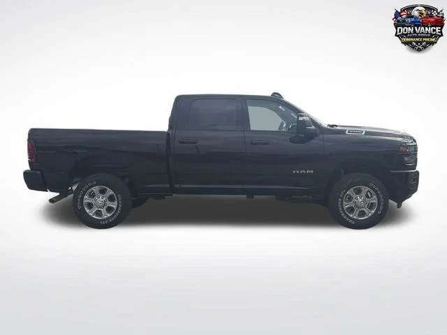 New 2026 Diamond Black Crystal Pearl-Coat Exterior Paint RAM Big Horn image 6