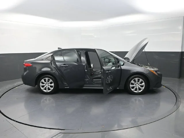 Used 2025  Toyota LE image 46