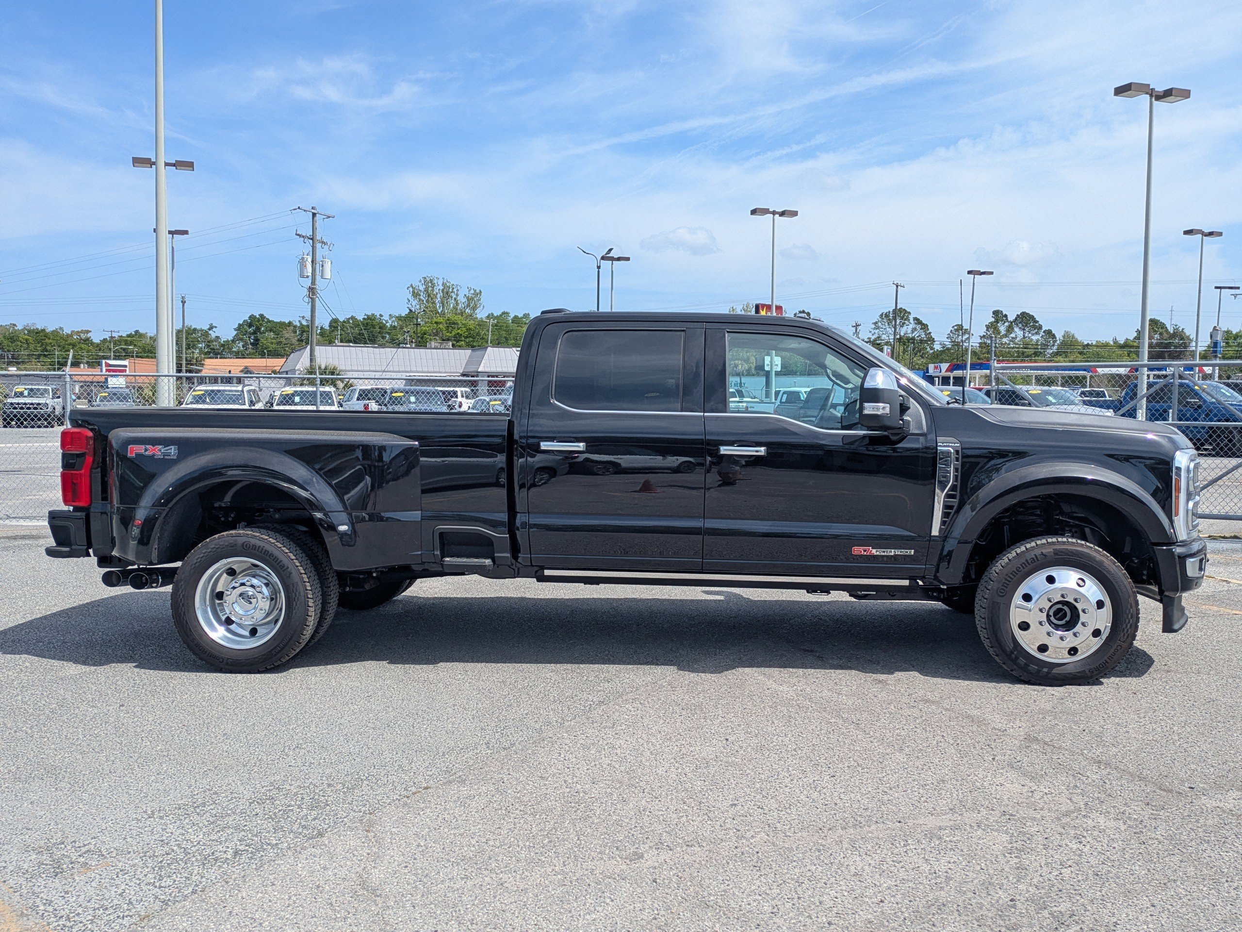 Used 2026  Ford Platinum image 3