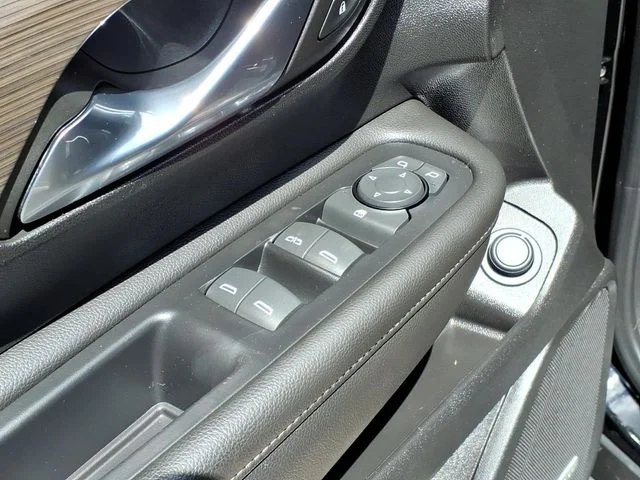 Used 2023 Black GMC Denali image 18