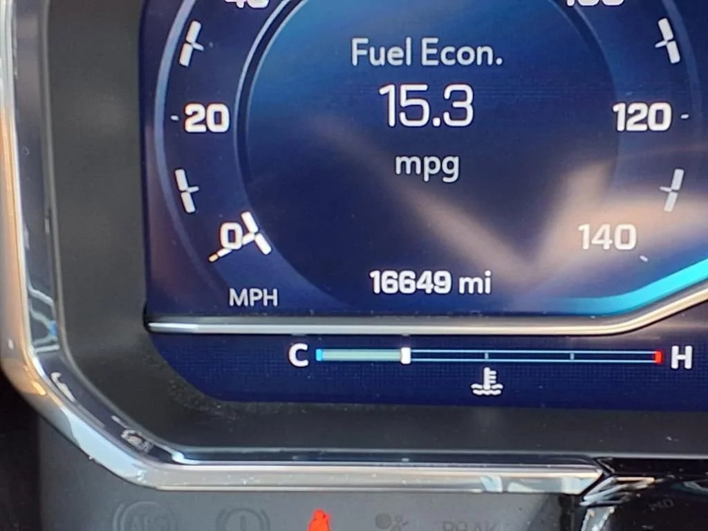 2023 Chevrolet Silverado 1500 ZR2 - Photo 24
