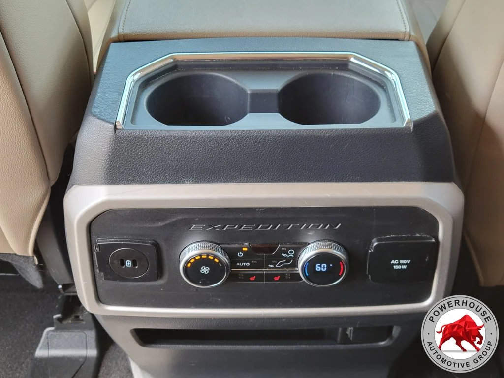 Used 2024 Black Ford Limited image 19