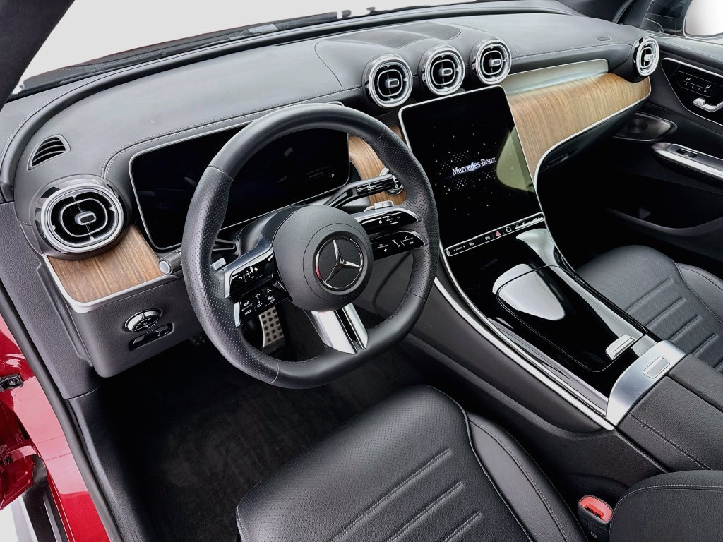 Certified Used 2026 Patagonia Red Metallic Mercedes-Benz GLC 300 image 9