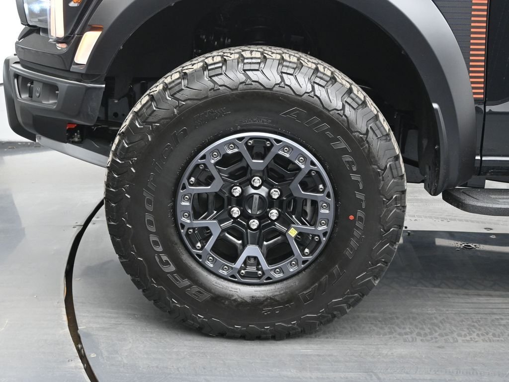 New 2026 Agate Black Metallic Ford Raptor image 26