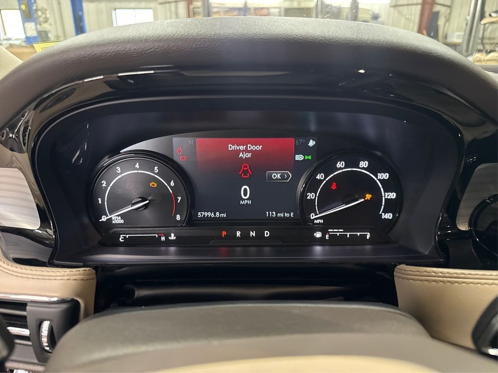 Used 2020 Silver Lincoln Standard image 19