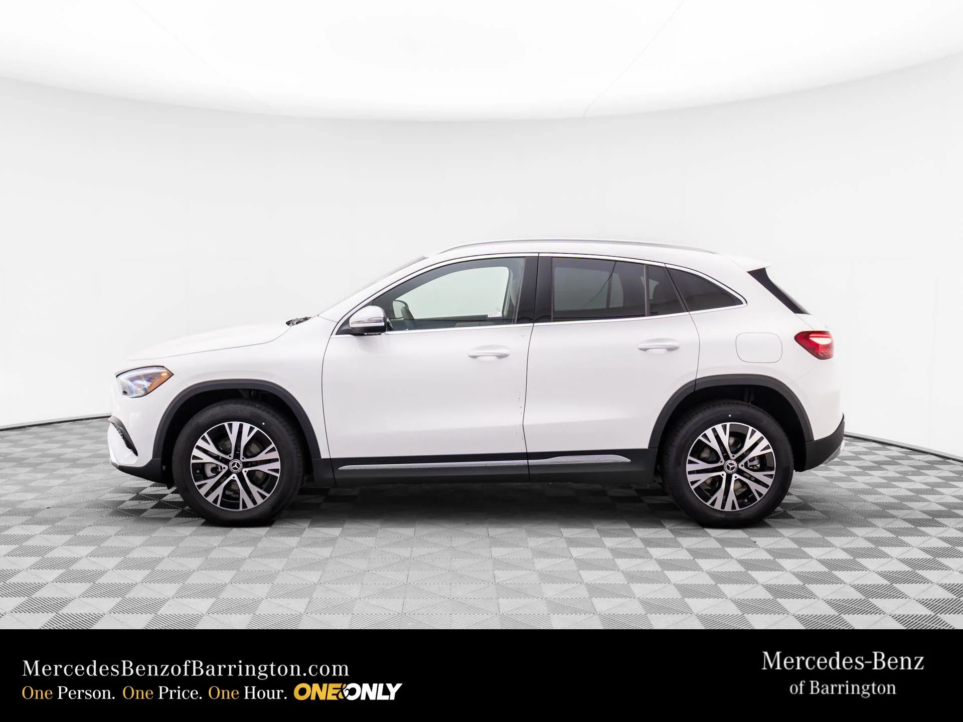2025 Mercedes-Benz GLA GLA250 - Photo 39