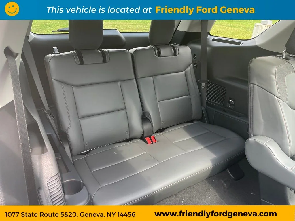 Used 2026 Space White Metallic Ford Active image 34