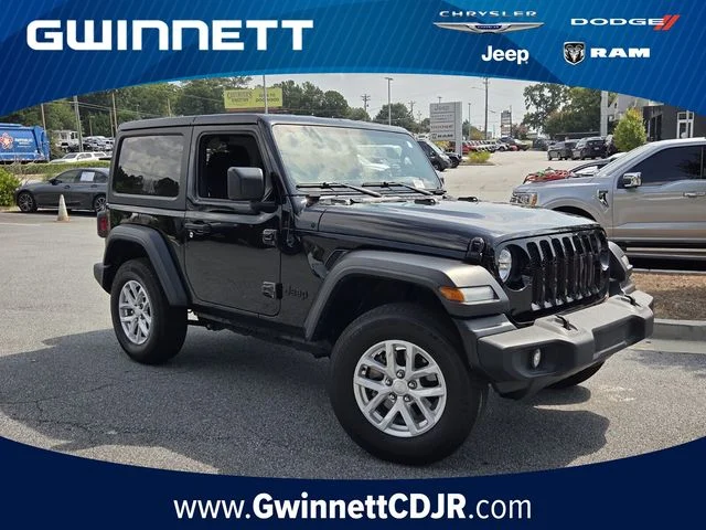 Used 2023 Black Jeep Sport S image 1