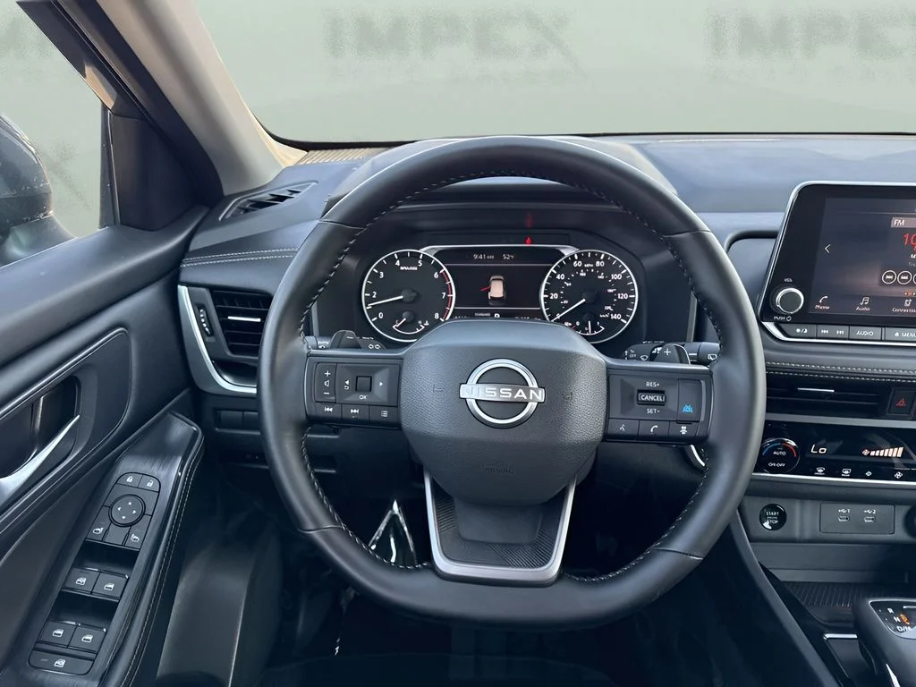 Used 2025 Gray Nissan SV image 14