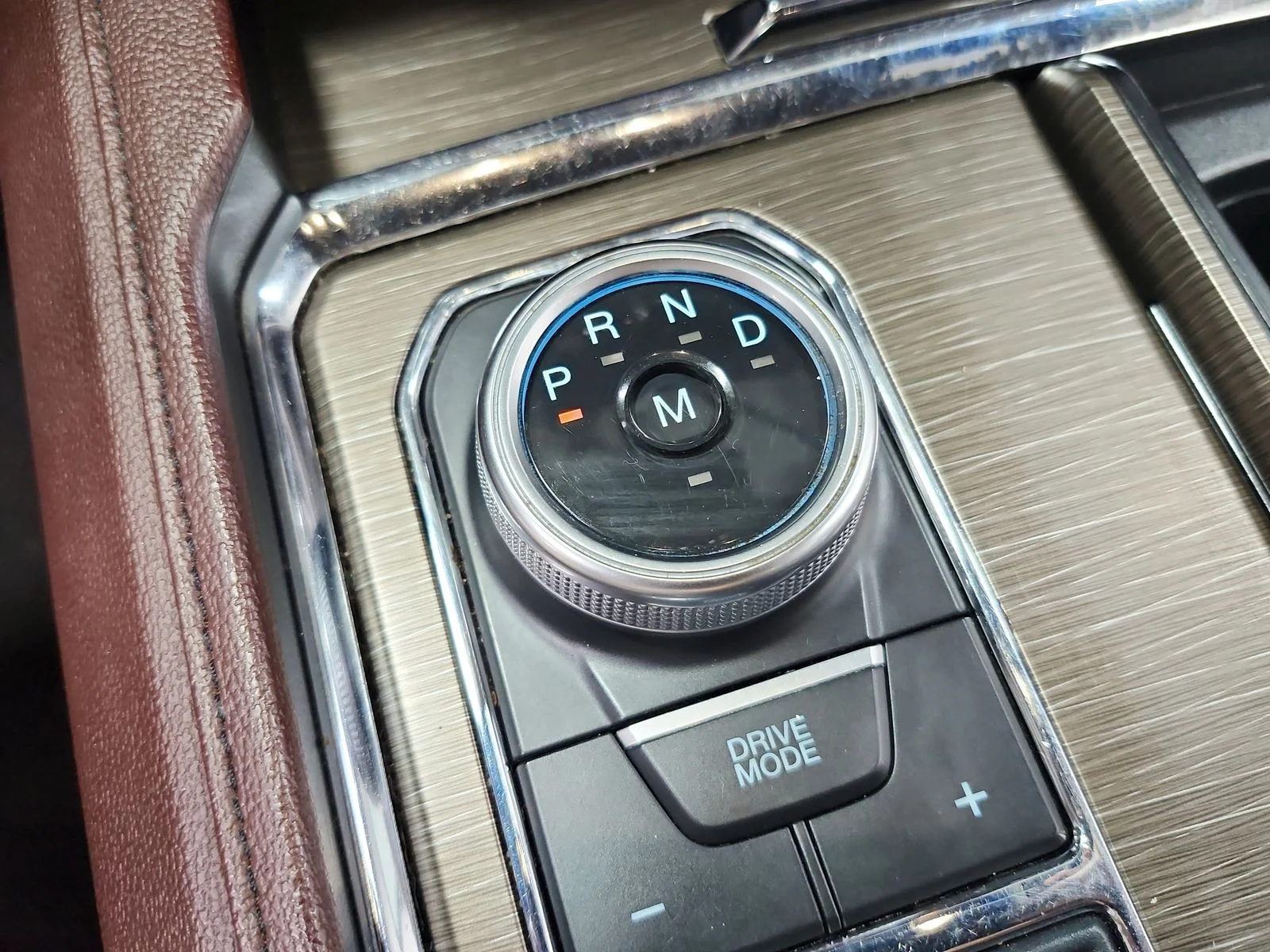 Used 2024 Silver Ford Limited image 30