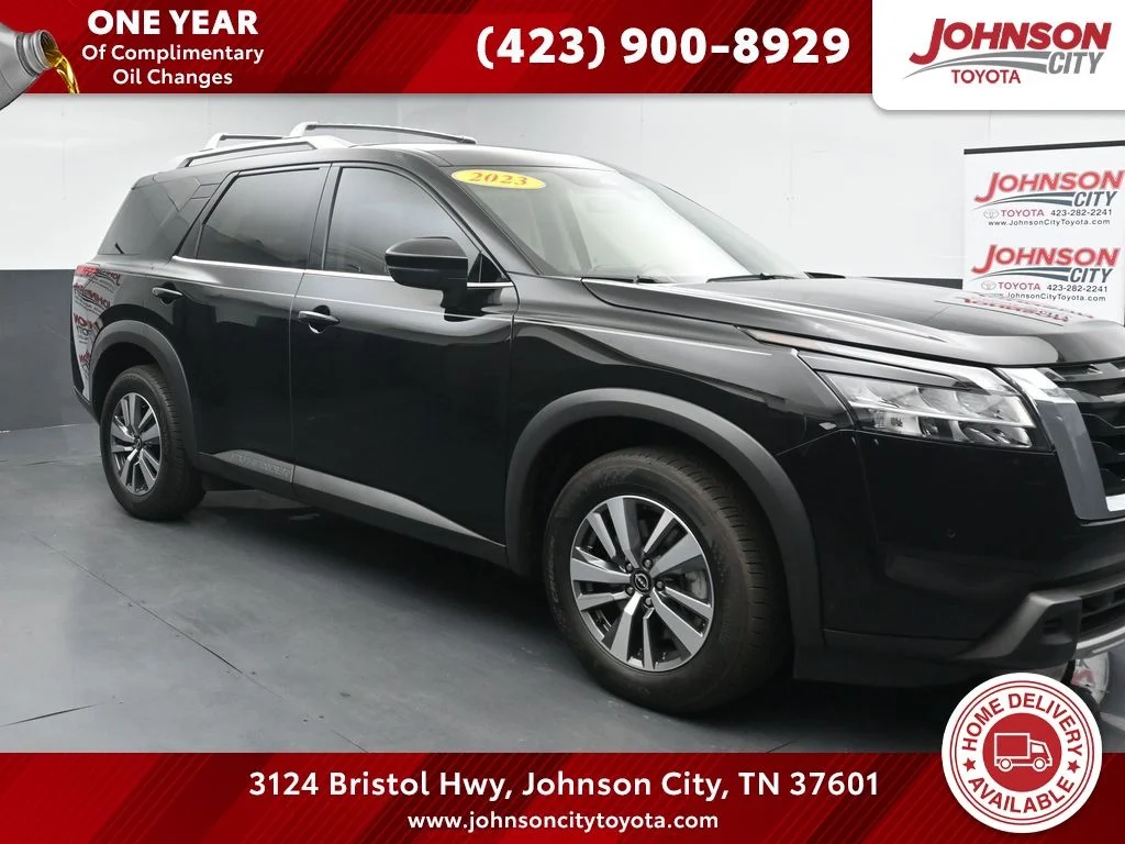 2023 Nissan Pathfinder SL 4WD's photo