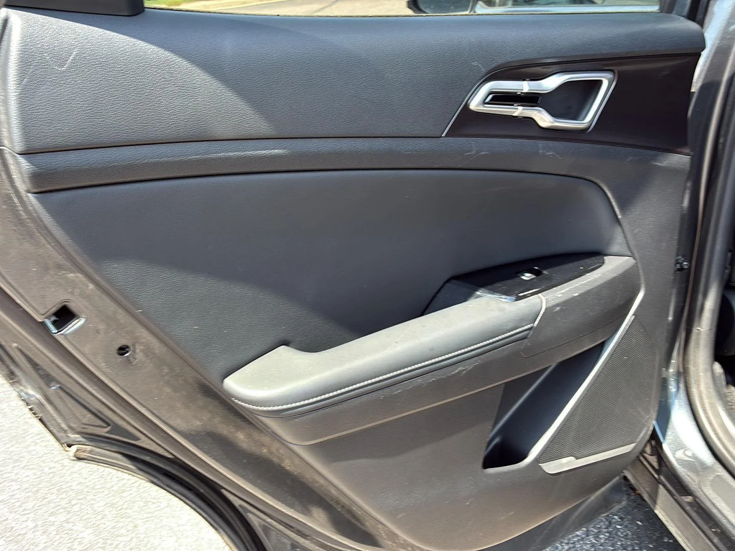Used 2024 Gravity Gray Kia EX image 18