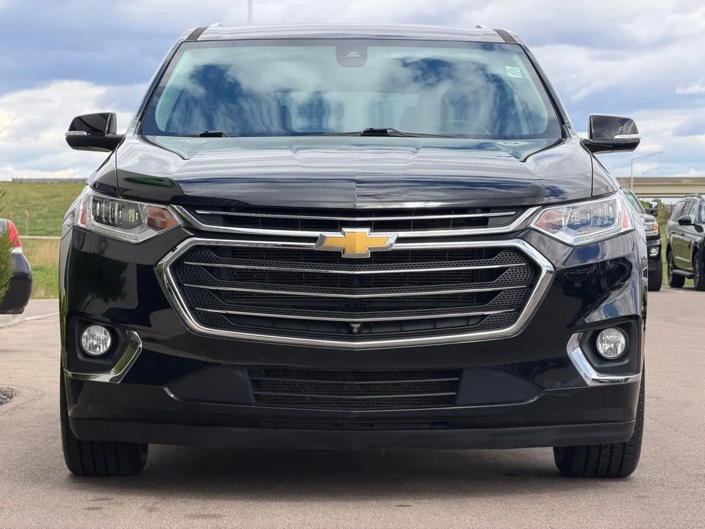 Used 2020 Black Chevrolet Premier image 6